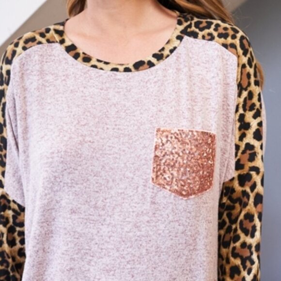 Boho Casual Leopard Print Sleeve with sequin pocket Top - Picture 6 of 6